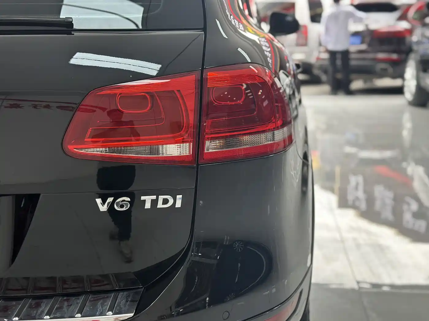 Volkswagen Touareg 2011 3.0TDI Diesel Comfort фото 9