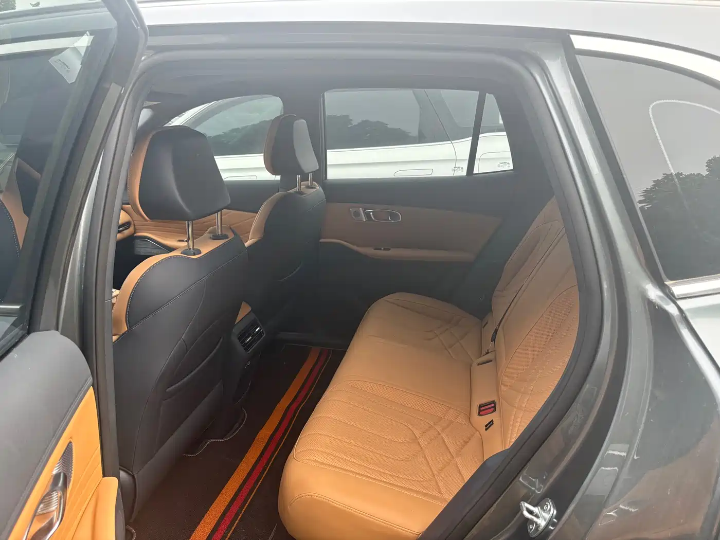Geely Galaxy Galaxy Starship 7 EM-i 2025 120km Navigation Edition фото 5