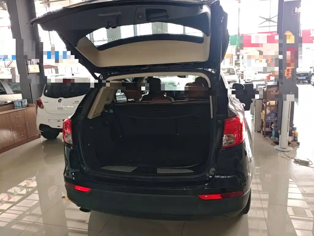 Photo 19 - Buick Envision Plus