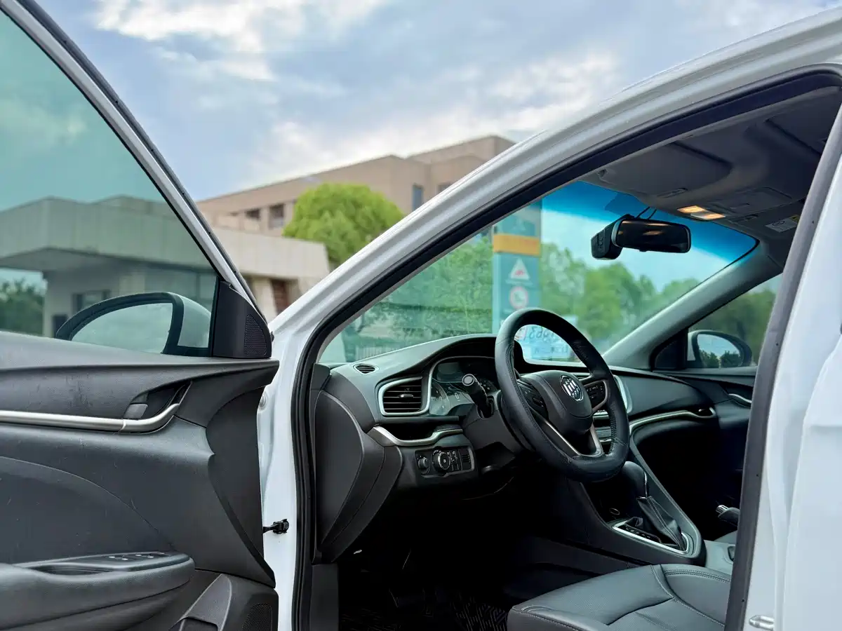 Buick Excelle 2021 Facelift Exemplar 1.5L Auto Elite фото 4