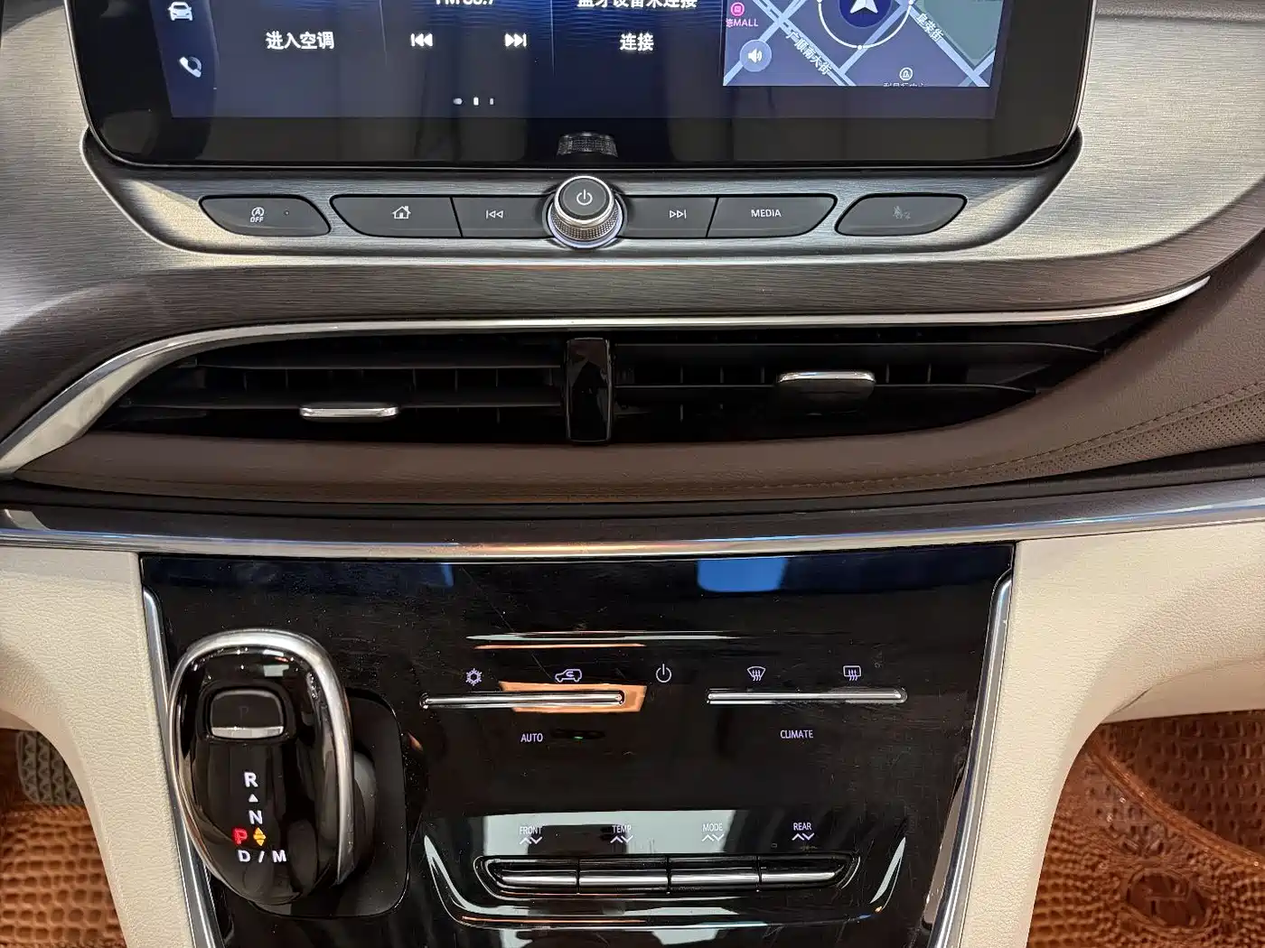 Buick GL8 2020 Land Business Class 652T Premium фото 10