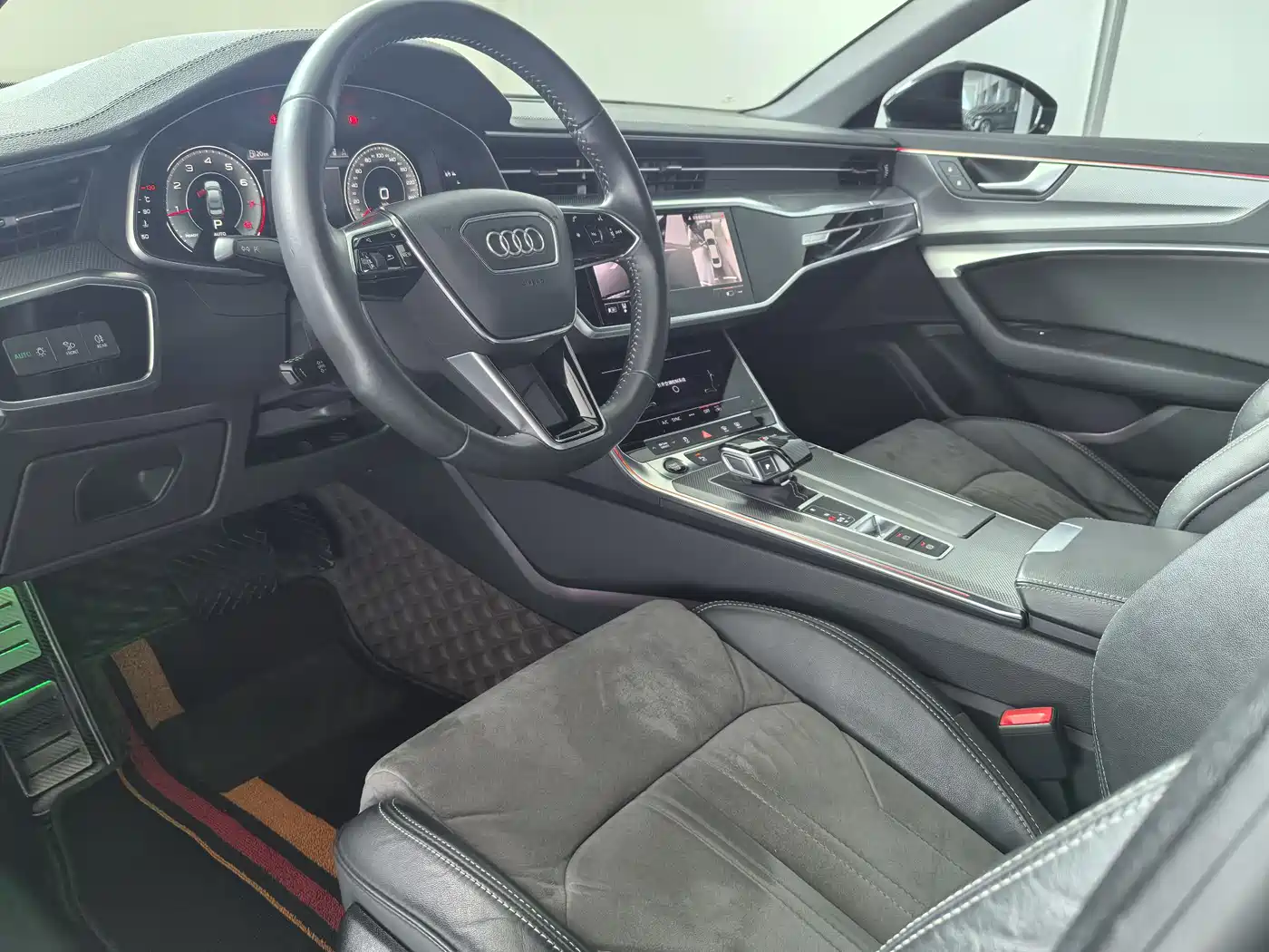 Audi A6L 2021 45 TFSI Exclusive Sport фото 14