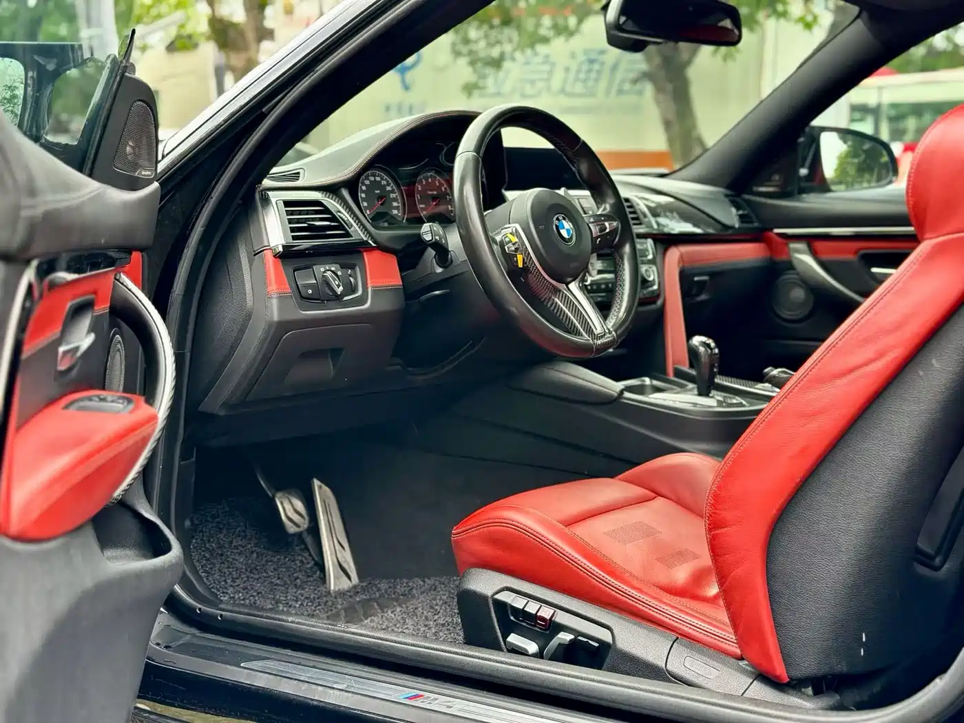 BMW M4 2018 M4 Coupe Fans Limited Edition фото 3