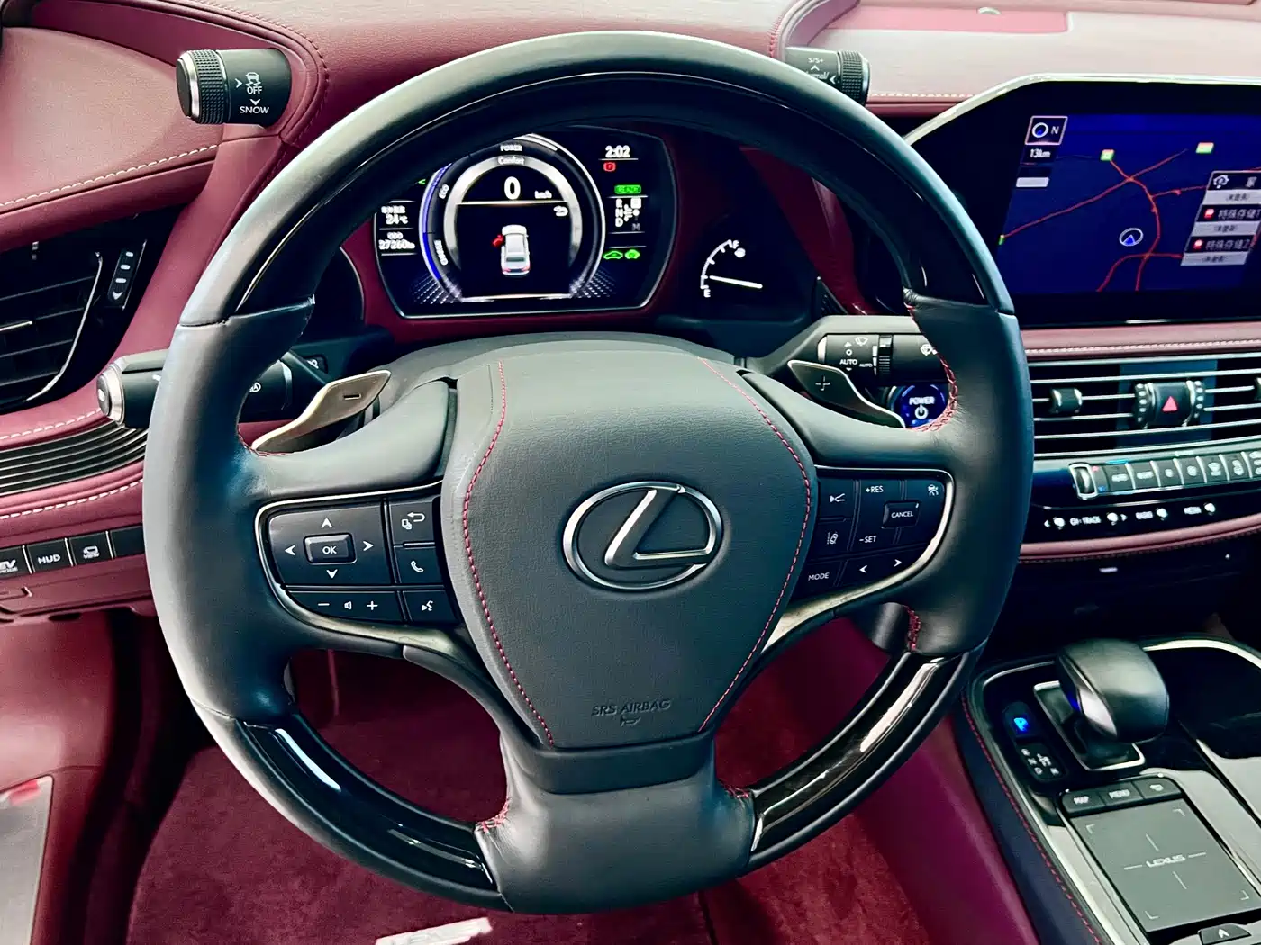 Lexus LS 2021 500h Executive Edition фото 16
