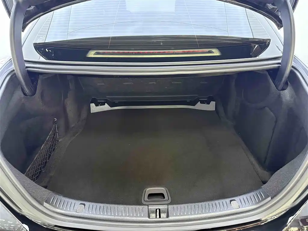 Mercedes-Benz E-Class 2022 Facelift E 300 L Luxury Style фото 12