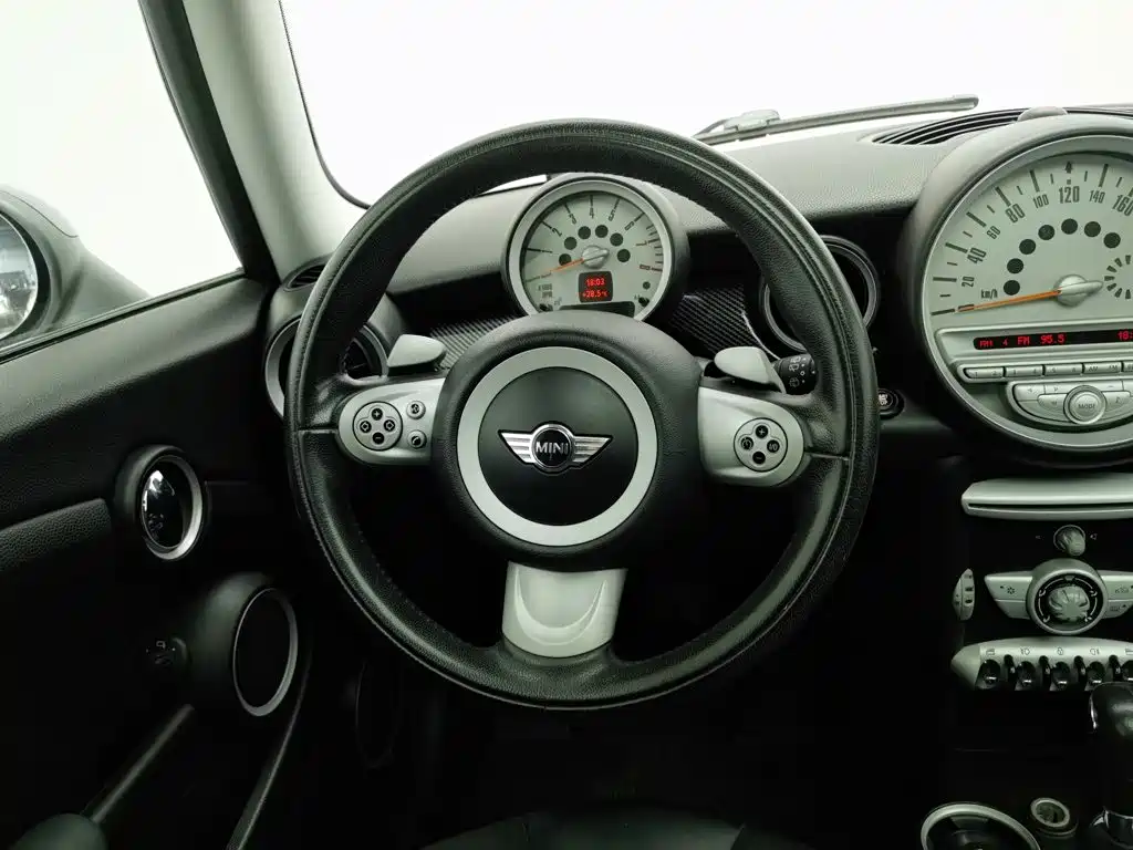 MINI MINI 2008 2007 1.6L COOPER Fun