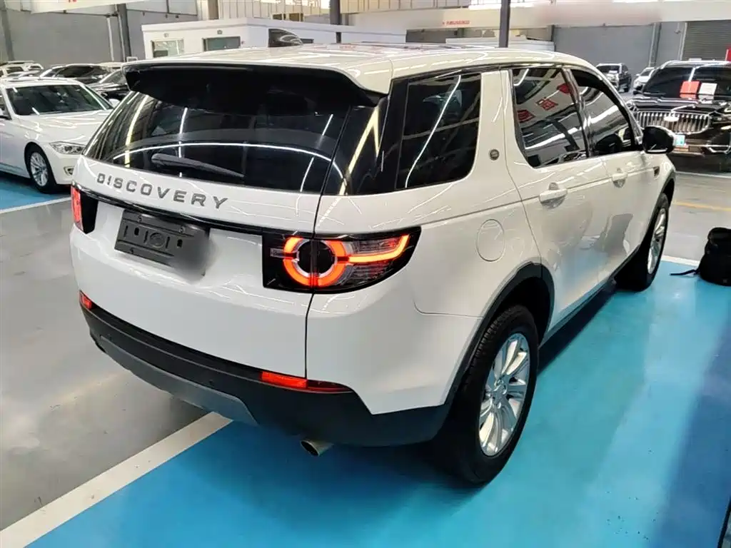Land Rover Discovery Sport 2018 240PS SE Edition фото 7
