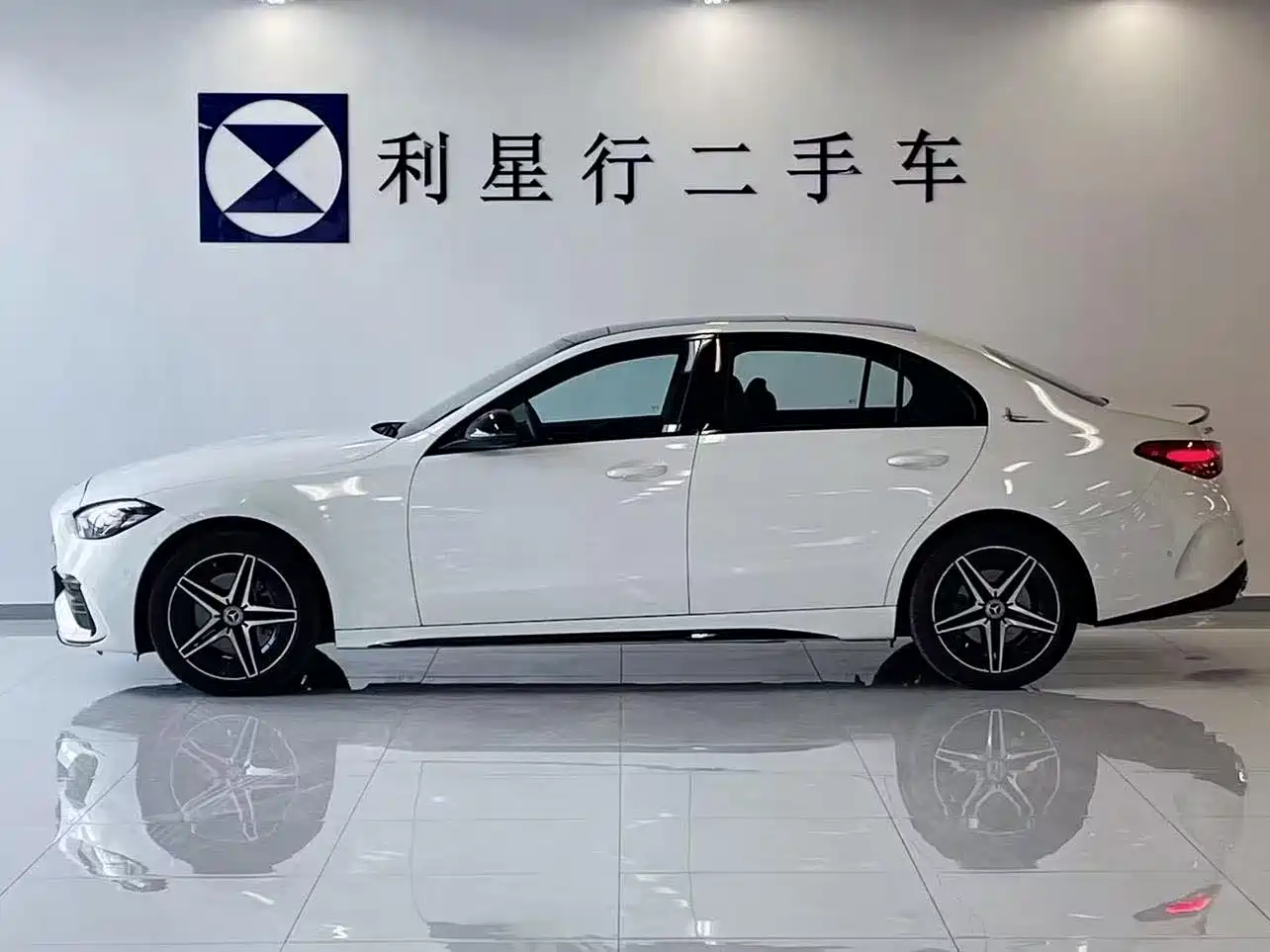 Mercedes-Benz C-Class 2024 Facelift C 260 L Moonlight Sport фото 3
