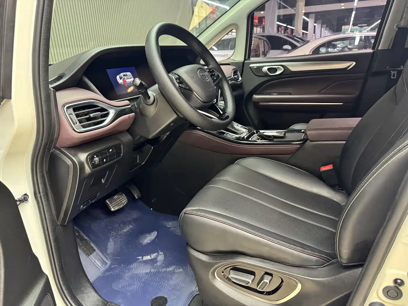 GAC Trumpchi Trumpchi M6 2023 PRO 270T DCT Luxury Edition фото 10