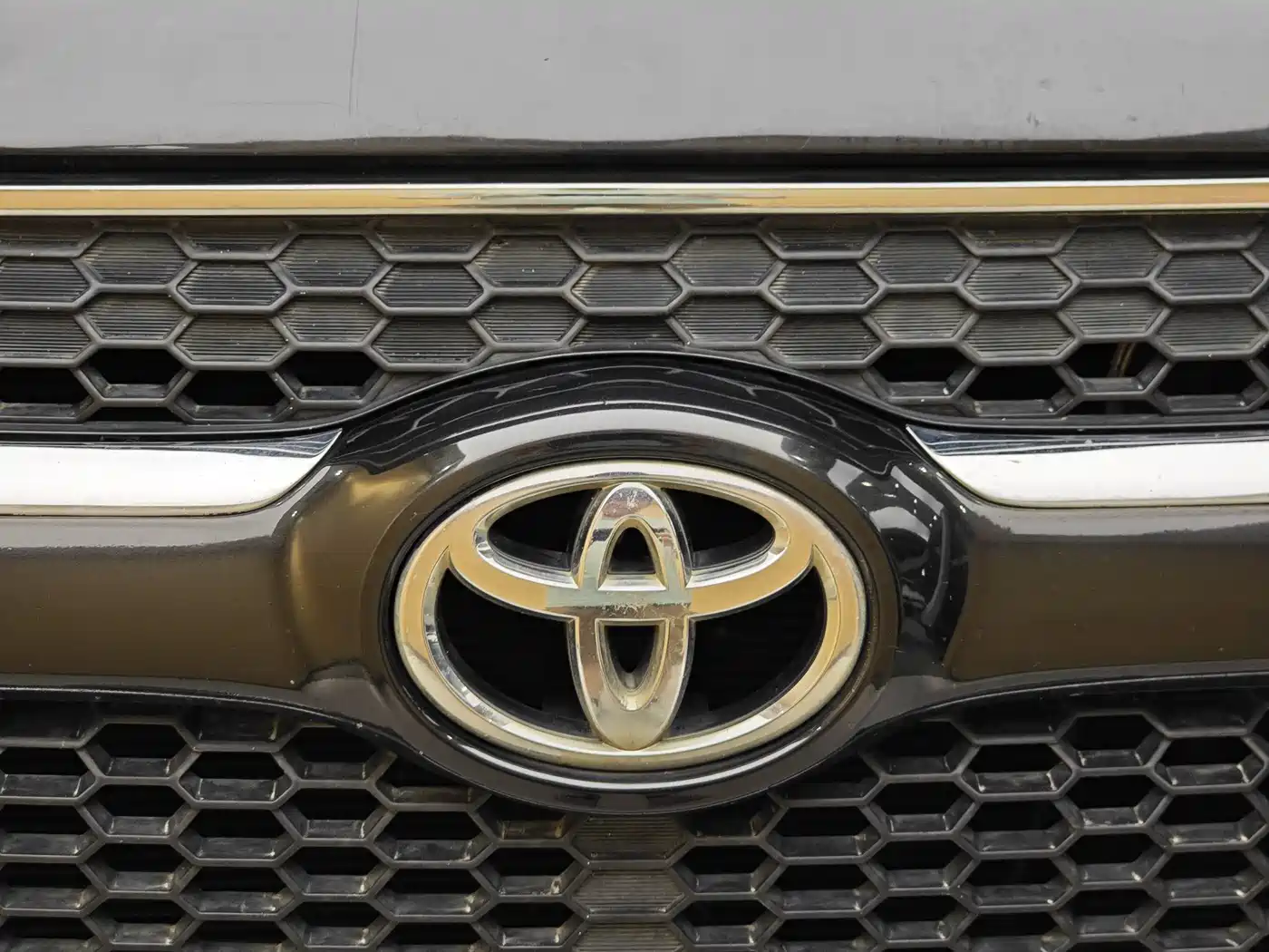 Toyota RAV4 Rongfang 2011 2.4L Automatic 4WD Luxury Edition фото 3