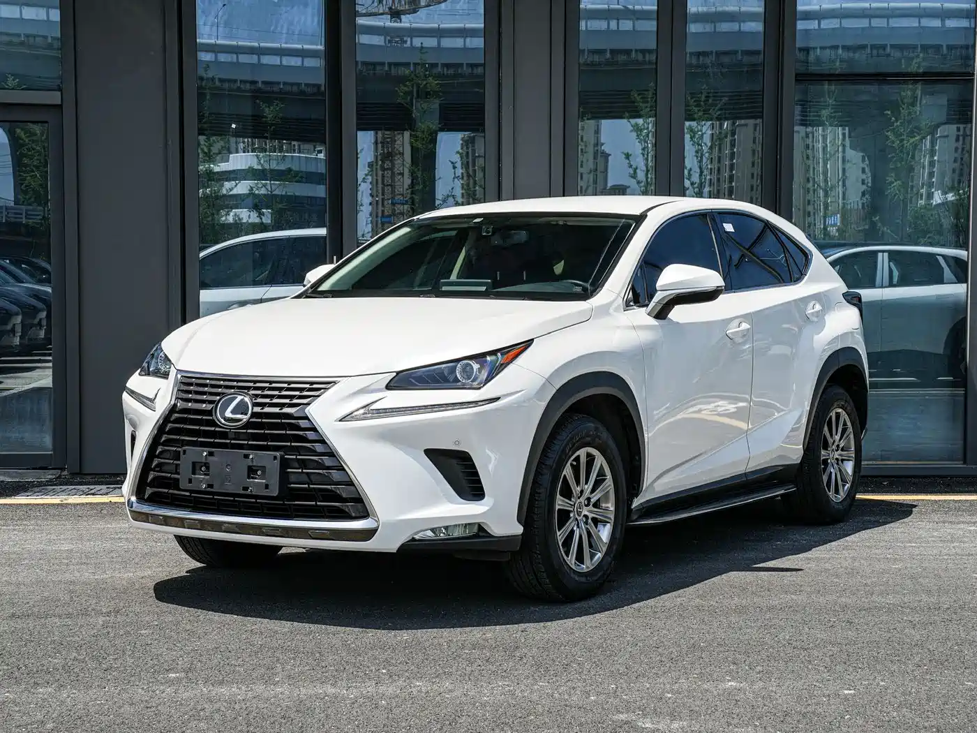 Lexus NX 2020 200 FWD Sharp Edition China V