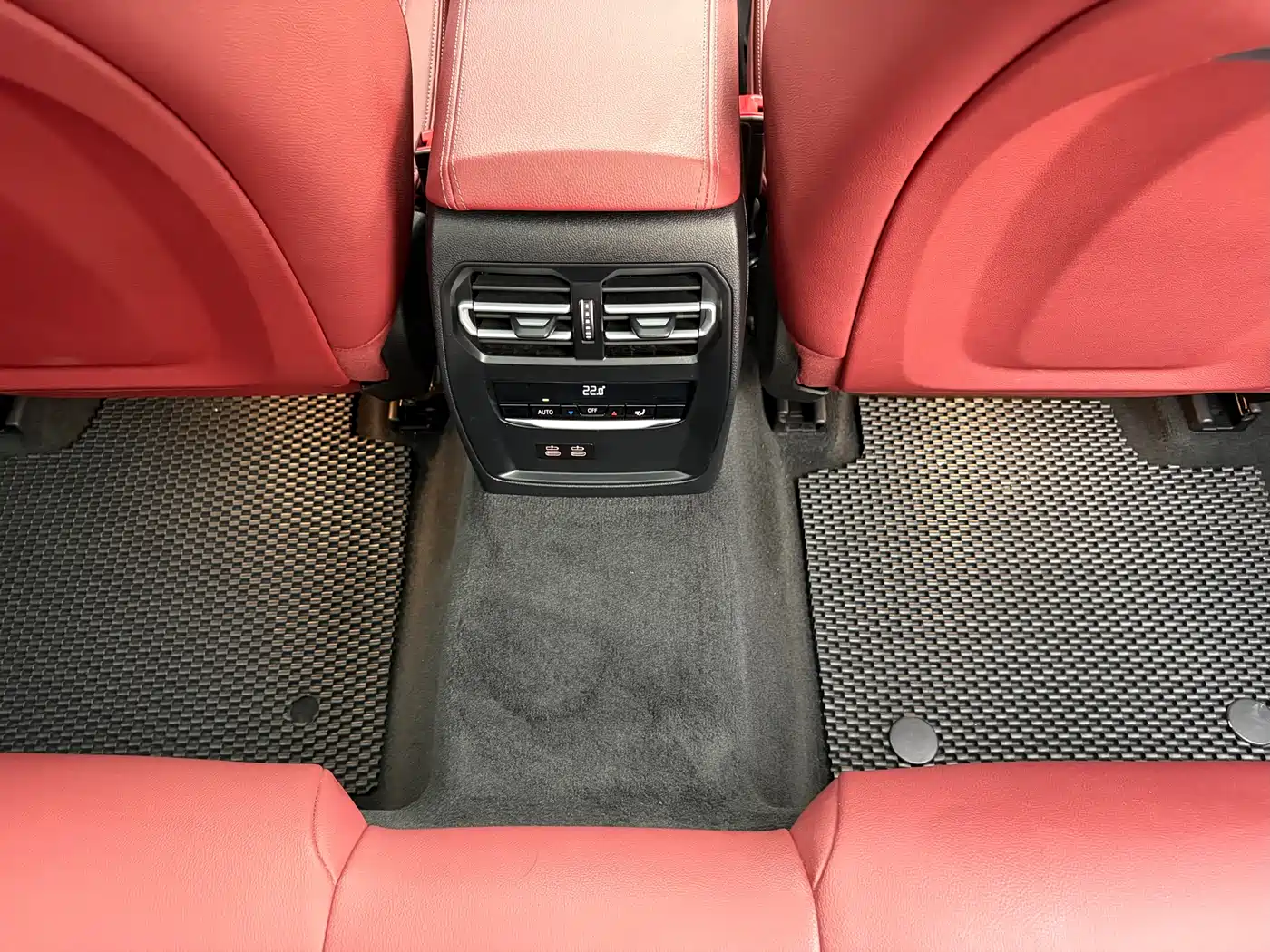 BMW 3 Series 2023 325Li M Sport Package фото 11