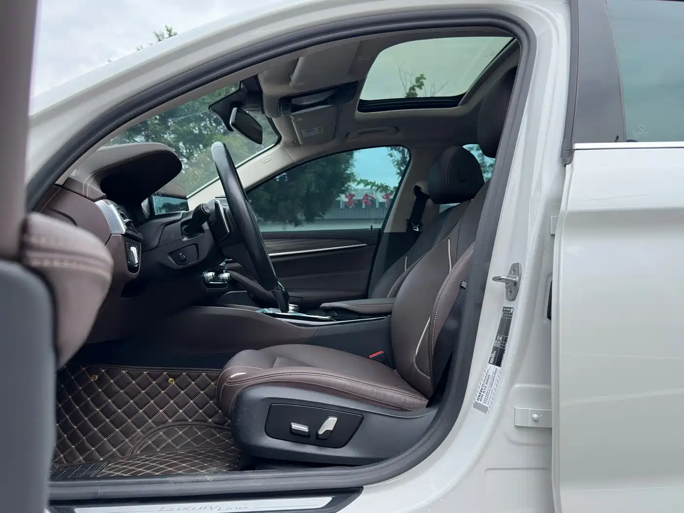 BMW 5 Series 2023 530Li Leading Luxury Package фото 8