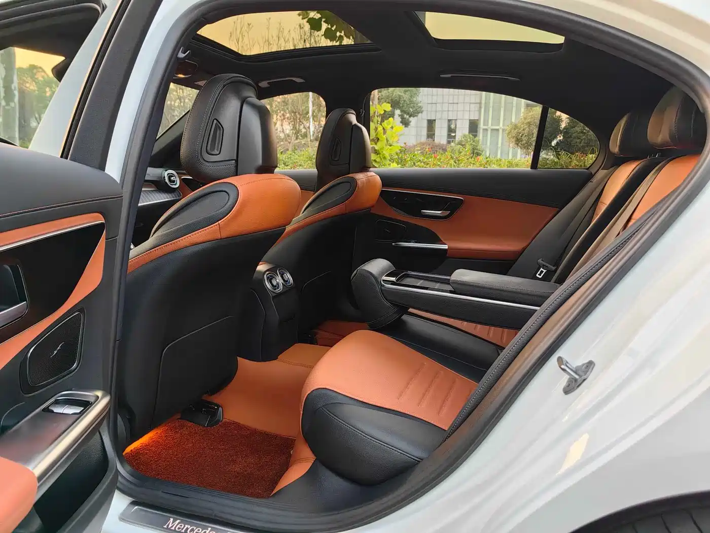 Mercedes-Benz C-Class 2023 Facelift C 260 L Sport Edition фото 9