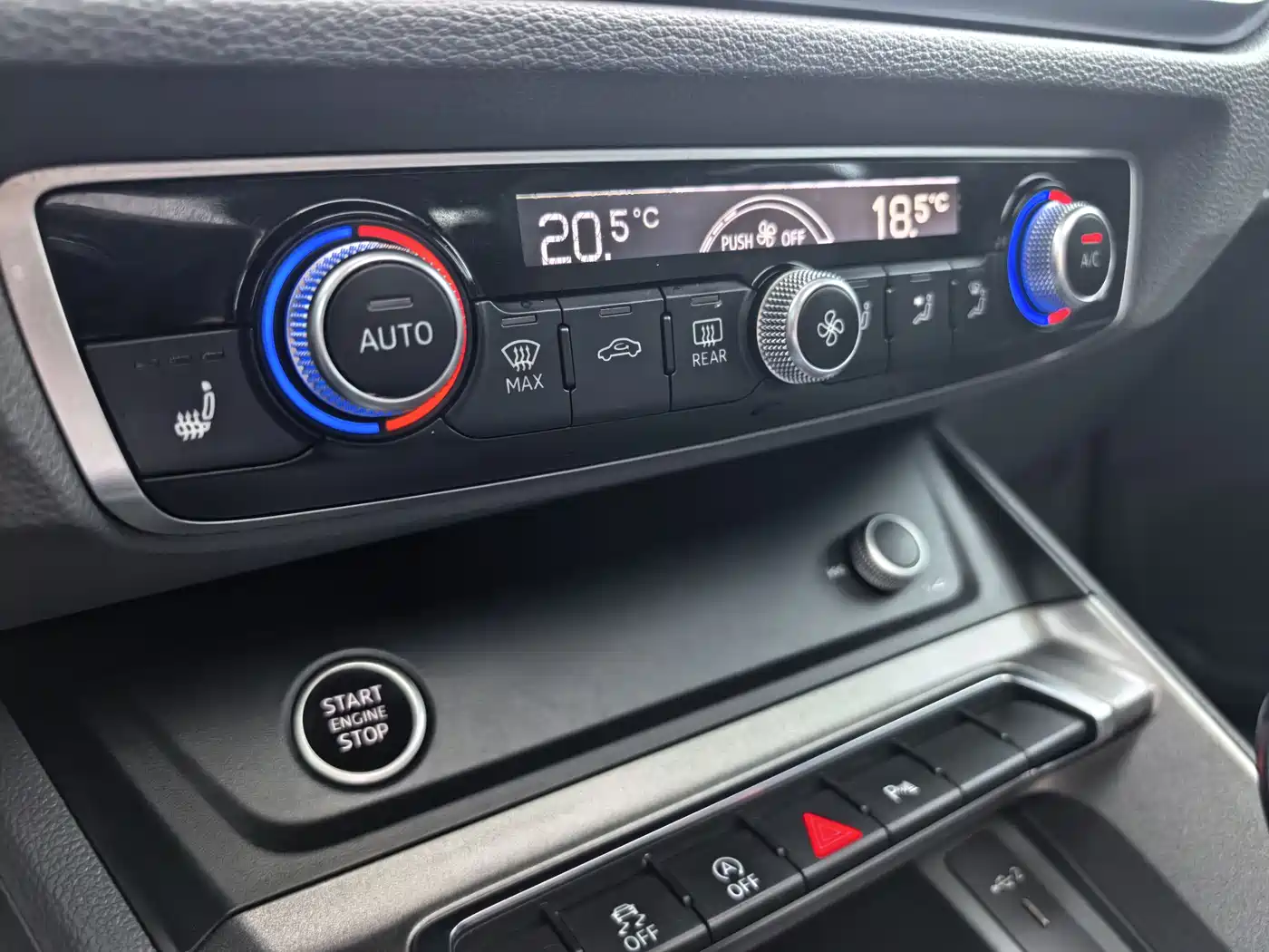 Audi Q3 Sportback 2021 40 TFSI Premium Life Edition фото 25