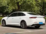Фото 7 - Geely Preface