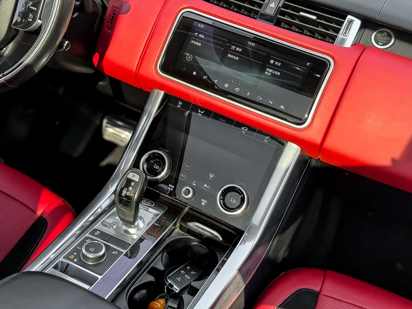 Land Rover Range Rover Sport 2021 3.0 L6 Gloss Black Edition фото 13
