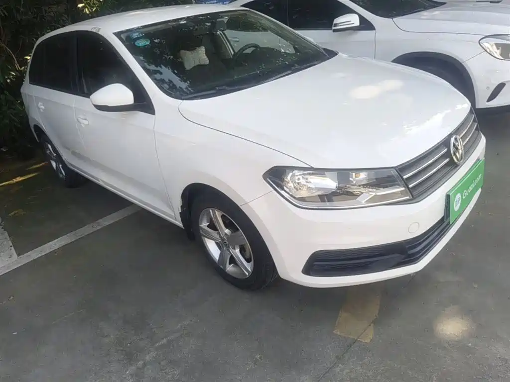 Volkswagen Santana 2015 Gran Santana 1.6L Manual Trend фото 4