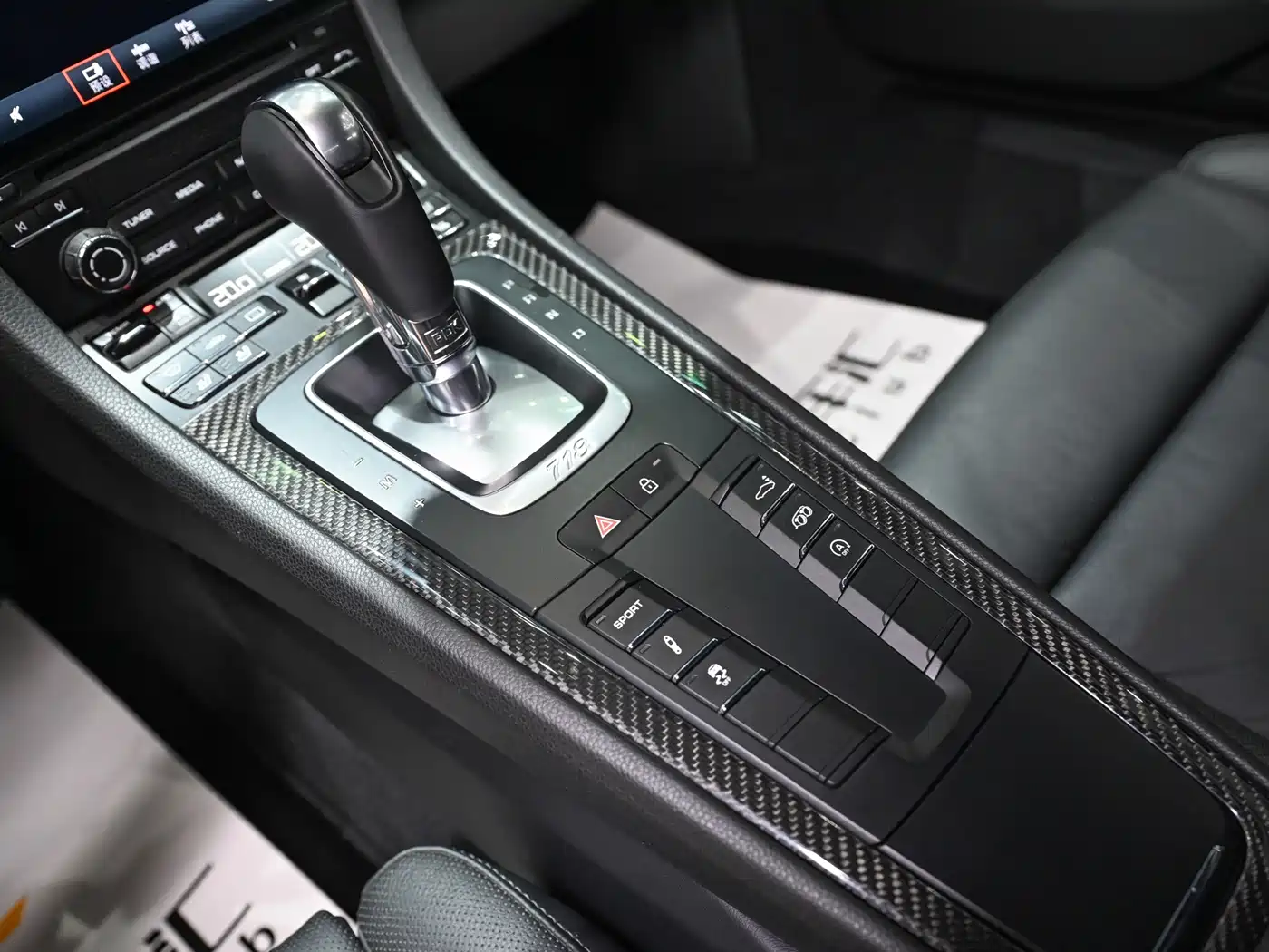 Porsche 718 2018 Cayman 2.0T фото 13