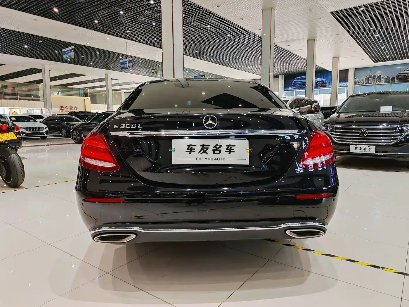 Mercedes-Benz E-Class 2020 E 300 L Fashion фото 13