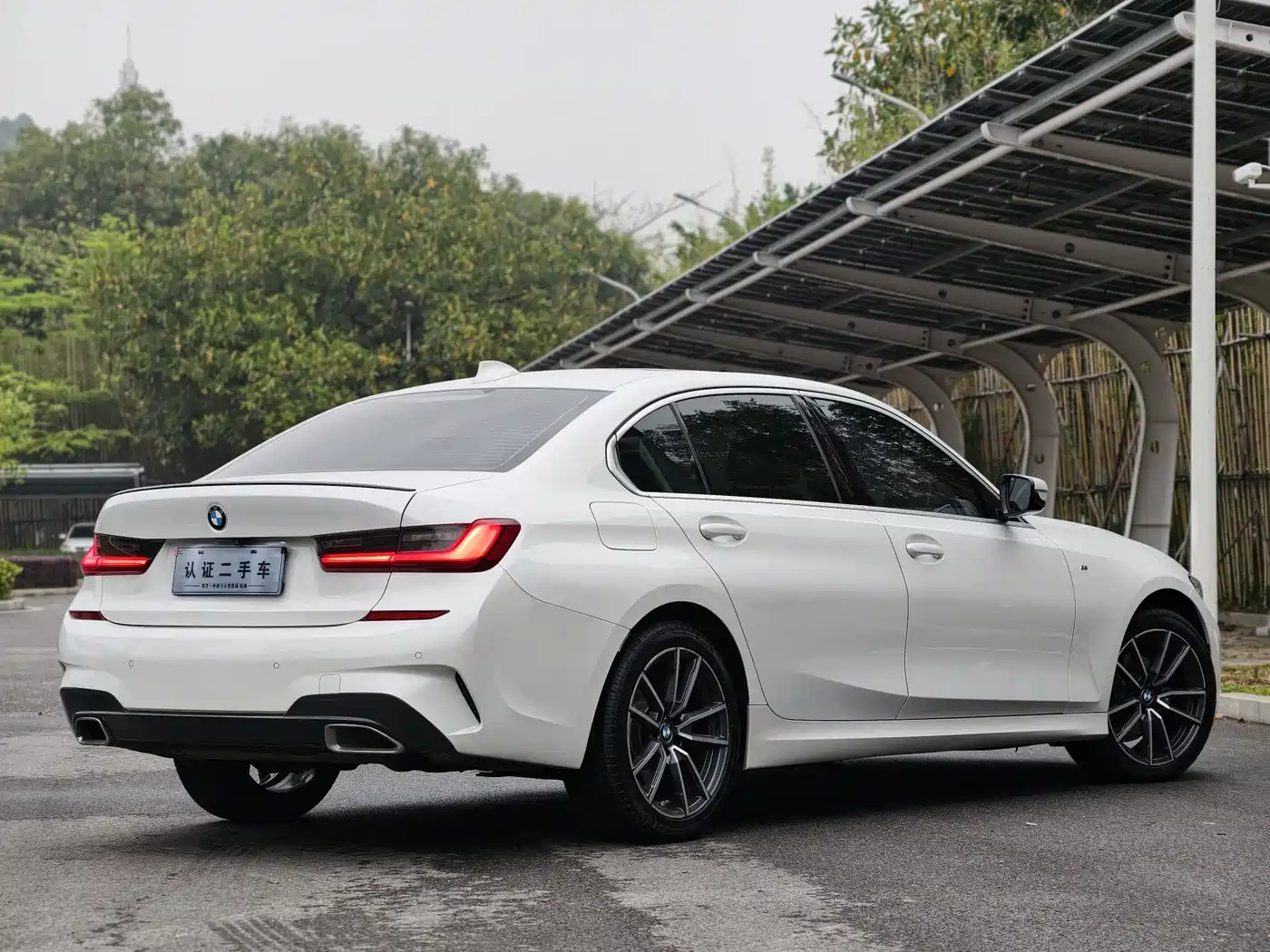 BMW 3 Series 2022 320Li M Sport Package фото 4