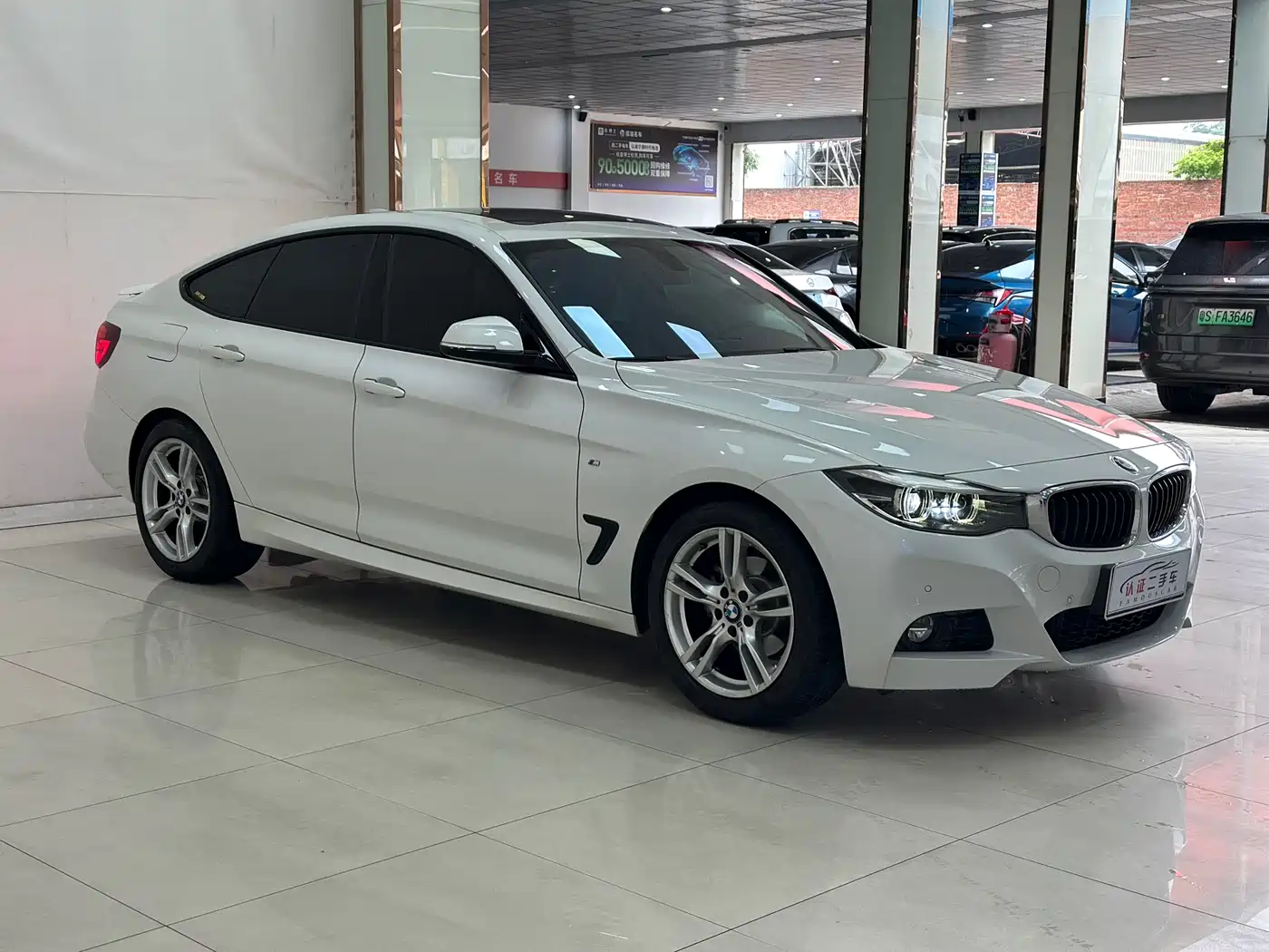 BMW 3 Series GT 2020 320i M Sport Package фото 3