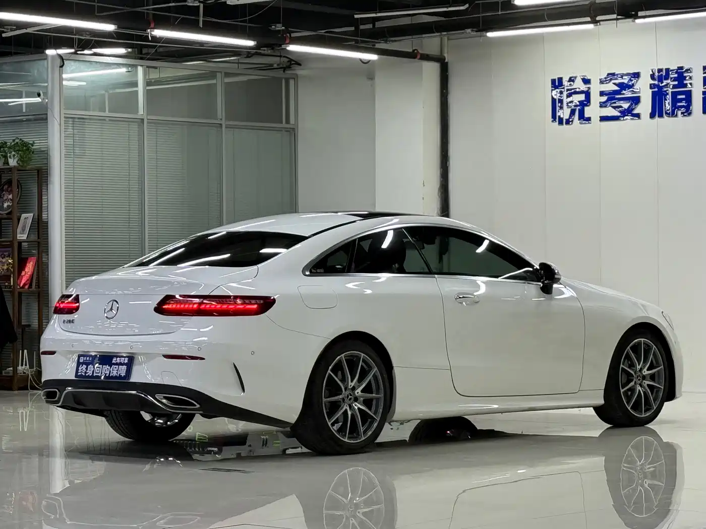 Mercedes-Benz E-Class (Import) 2023 E 260 Coupe фото 6