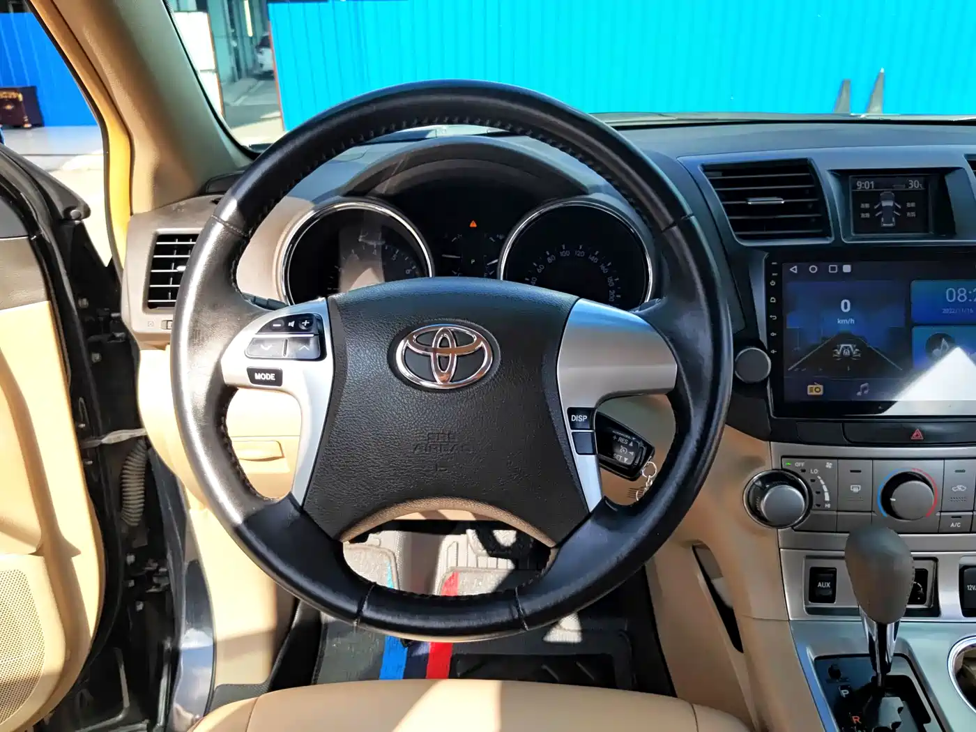 Toyota Highlander 2012 2.7L 2WD 5-seater Sport Edition фото 13