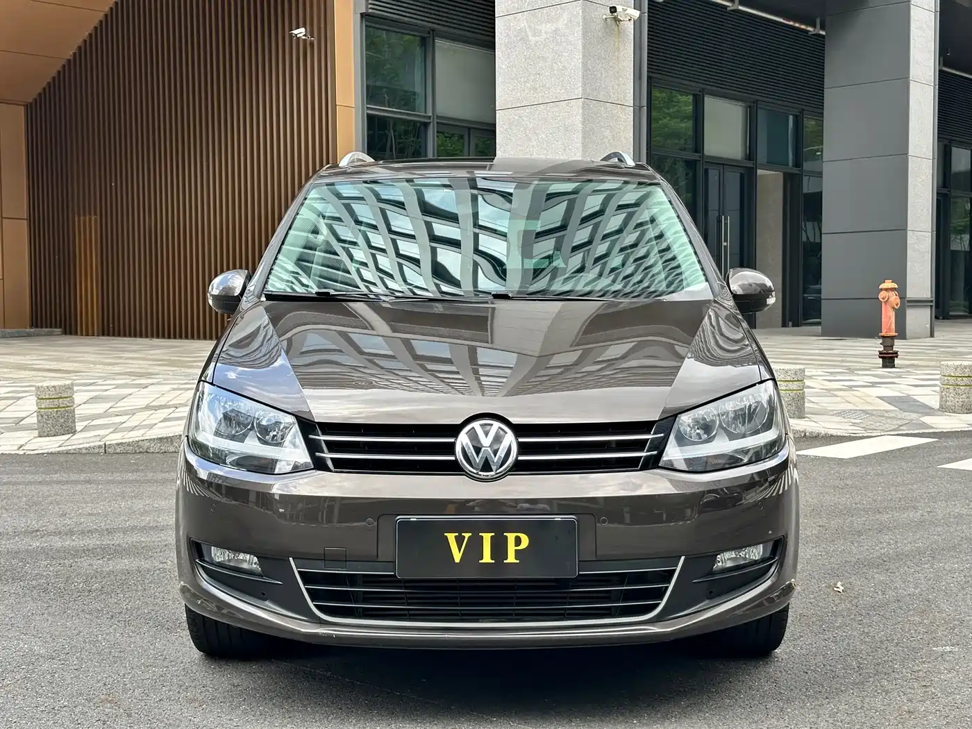 Volkswagen Sharan 2018 380TSI Comfort 7-Seater фото 2