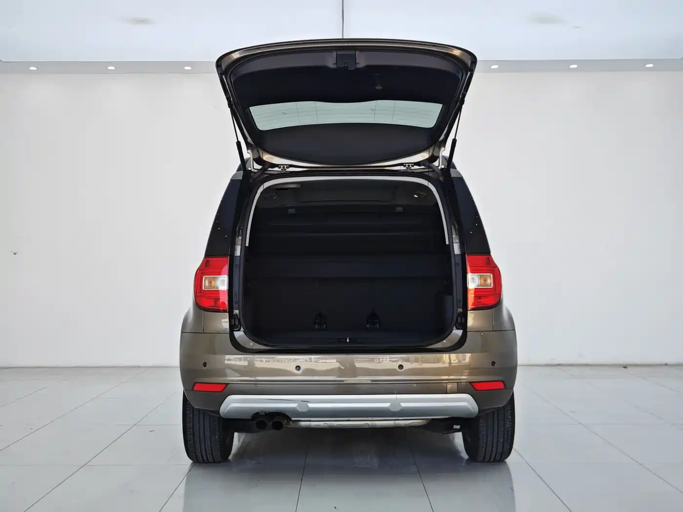Škoda Yeti 2017 TSI280 DSG Advance фото 20