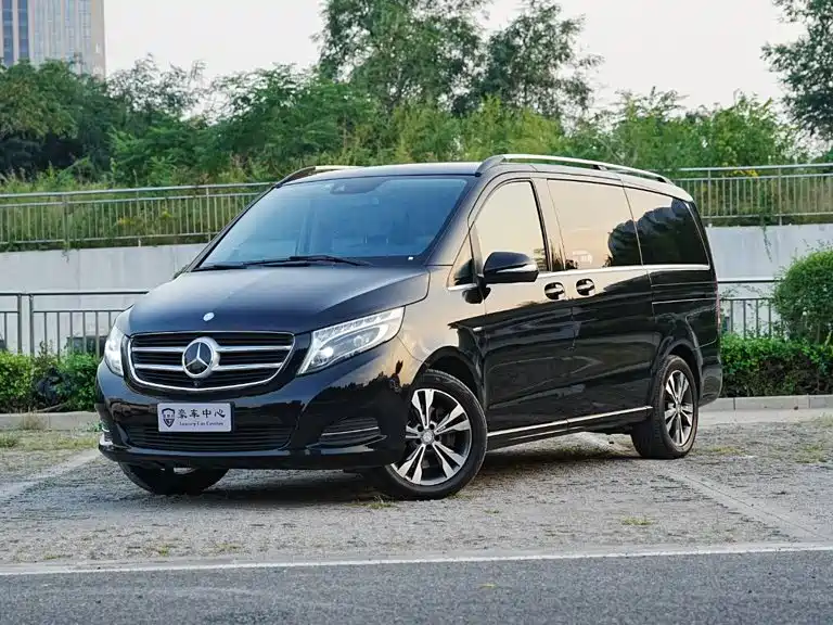Mercedes-Benz V-Class V 260 Premium Edition
