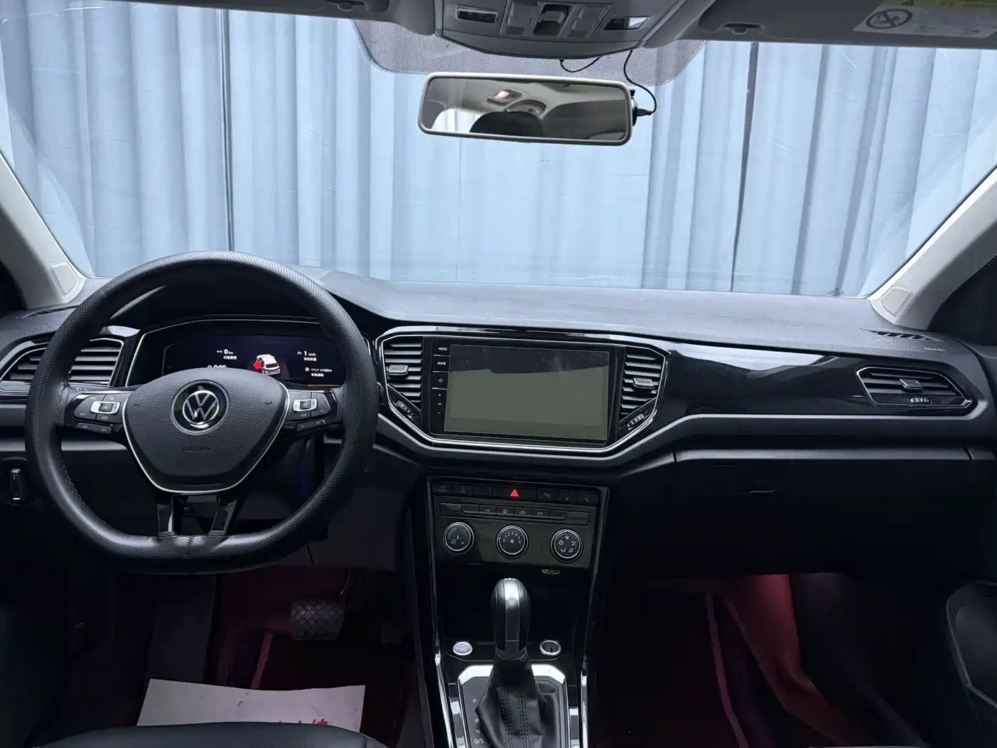 Volkswagen T-ROC 2022 280TSI DSG 2WD Comfort PLUS фото 23