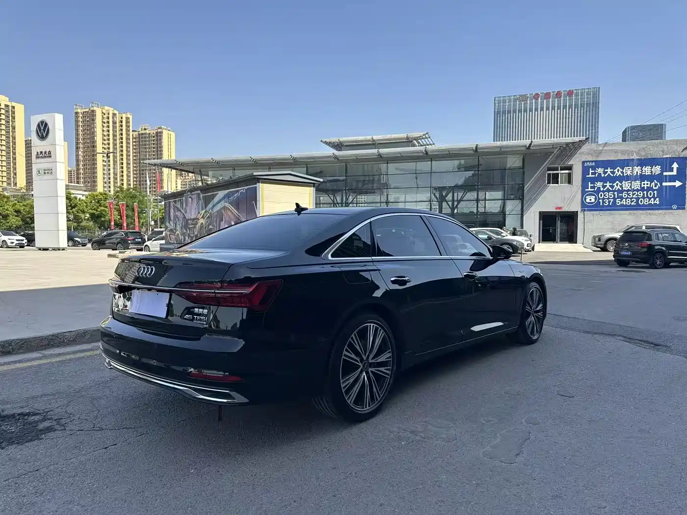 Audi A6L 2024 45 TFSI quattro Premium Elegance фото 4
