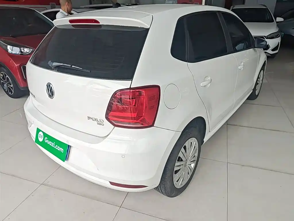Volkswagen Polo 2016 1.6L Automatic Comfort фото 7