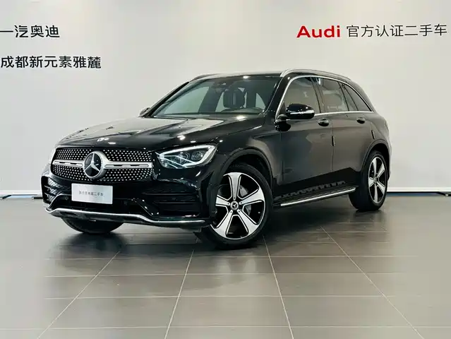 Mercedes-Benz GLC 2020 GLC 300 L 4MATIC Luxury — фото 1