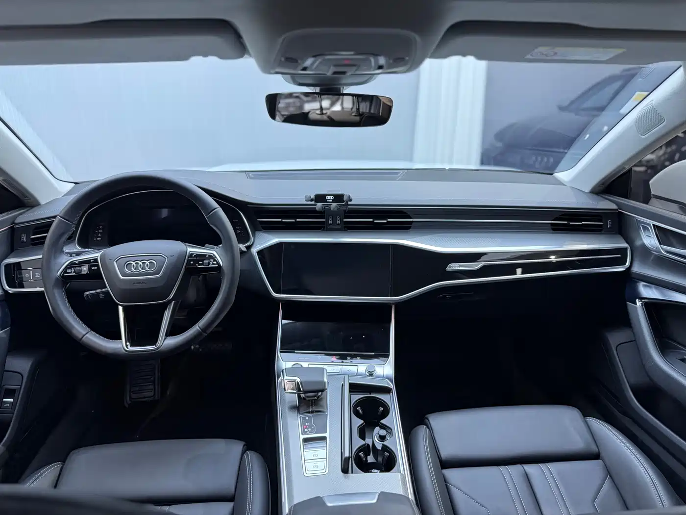 Audi A7 2024 45 TFSI Premium Selection фото 17