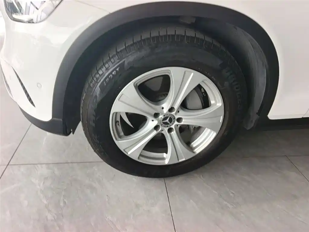Mercedes-Benz GLC 2020 GLC 260 L 4MATIC Dynamic фото 23