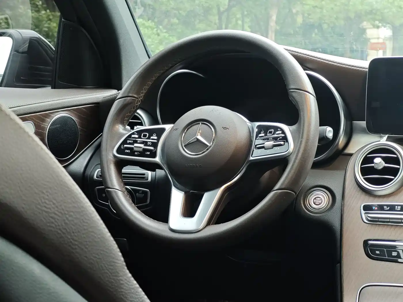 Mercedes-Benz GLC 2020 Facelift GLC 260 L 4MATIC Luxury фото 7