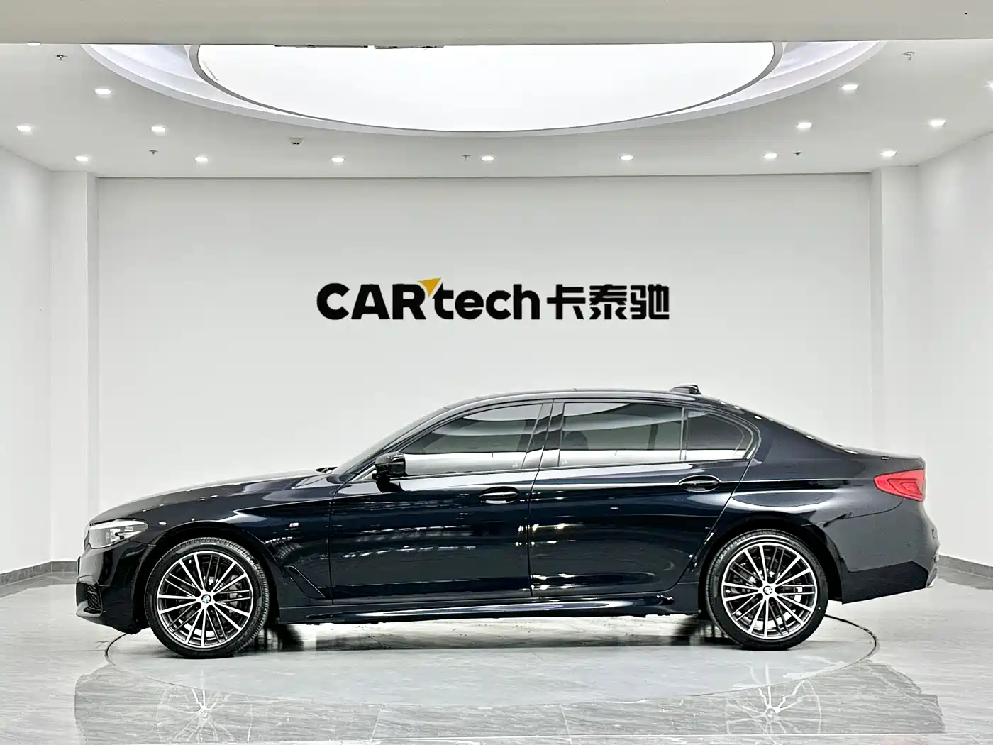 BMW 5 Series 2019 Facelift 530Li Leading M Sport Package фото 5