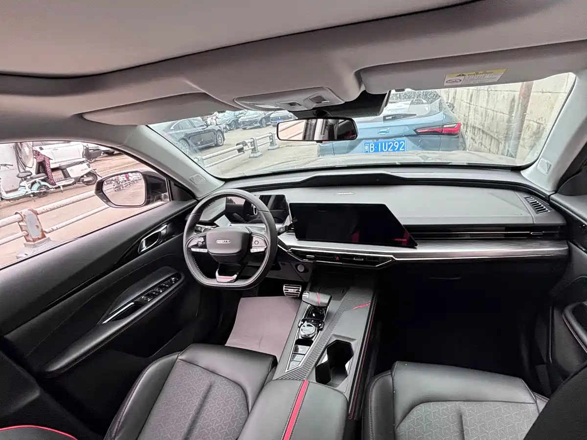 CHANGAN CHANGAN AUCHAN Z6