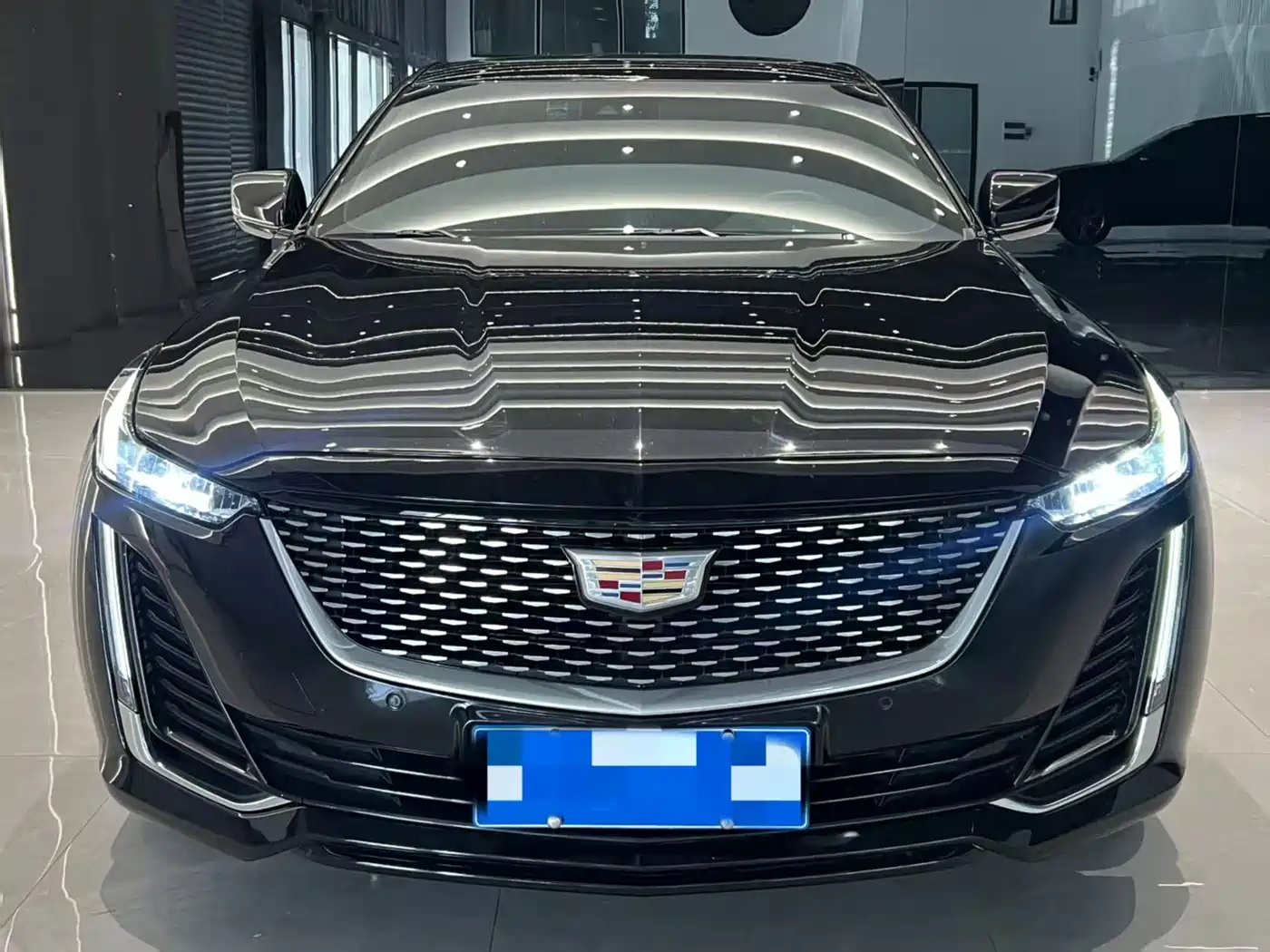 Cadillac CT5 2023 28T Luxury Style (Standard Edition) фото 2