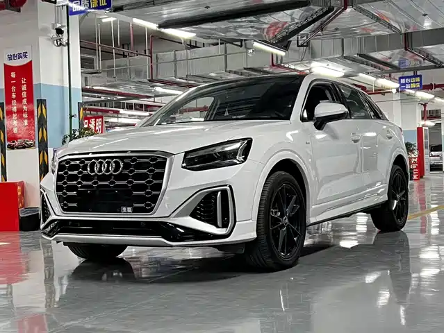 audi q2l