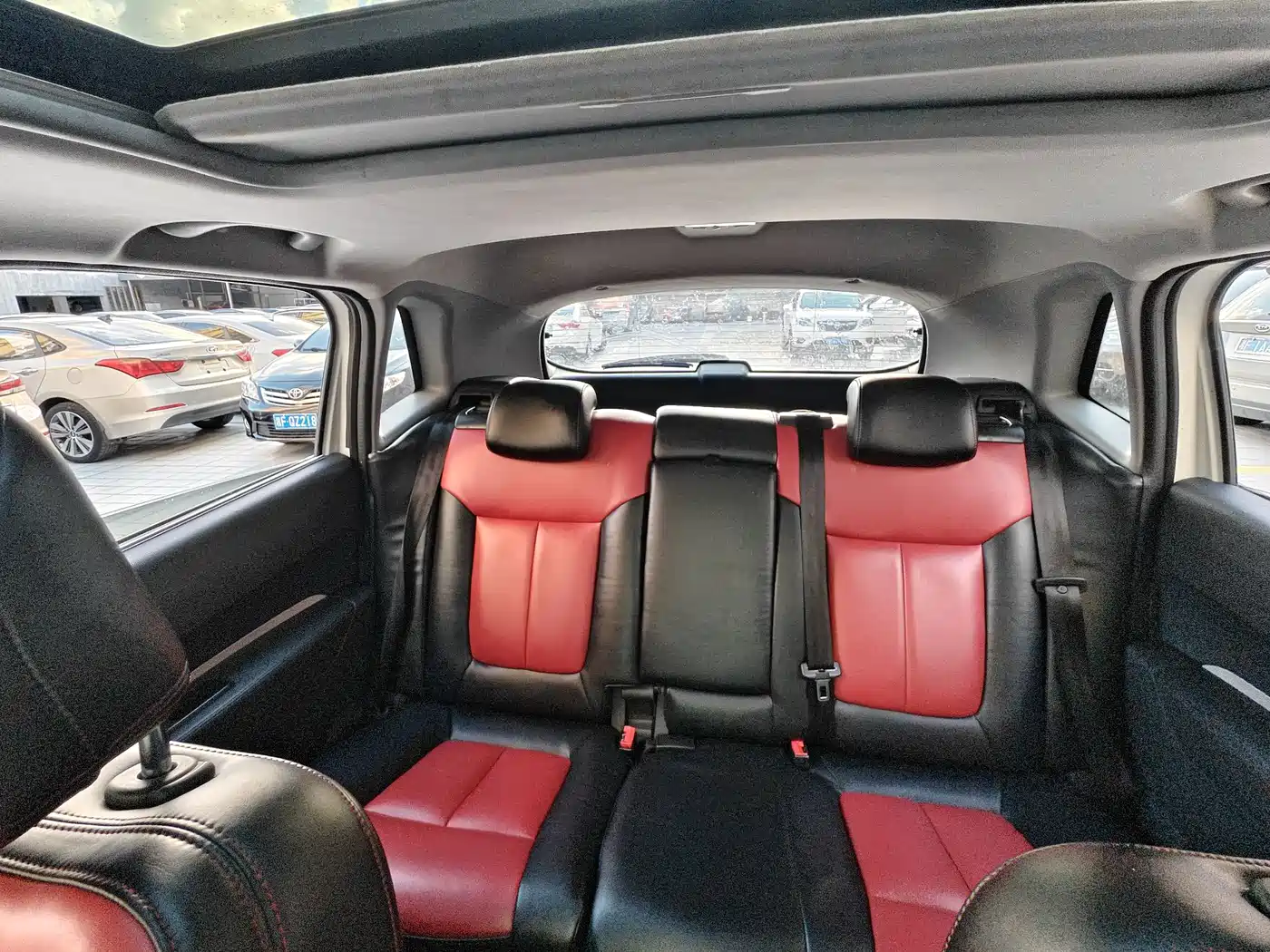 Peugeot 3008 2017 2016 2.0L Automatic Classic Edition