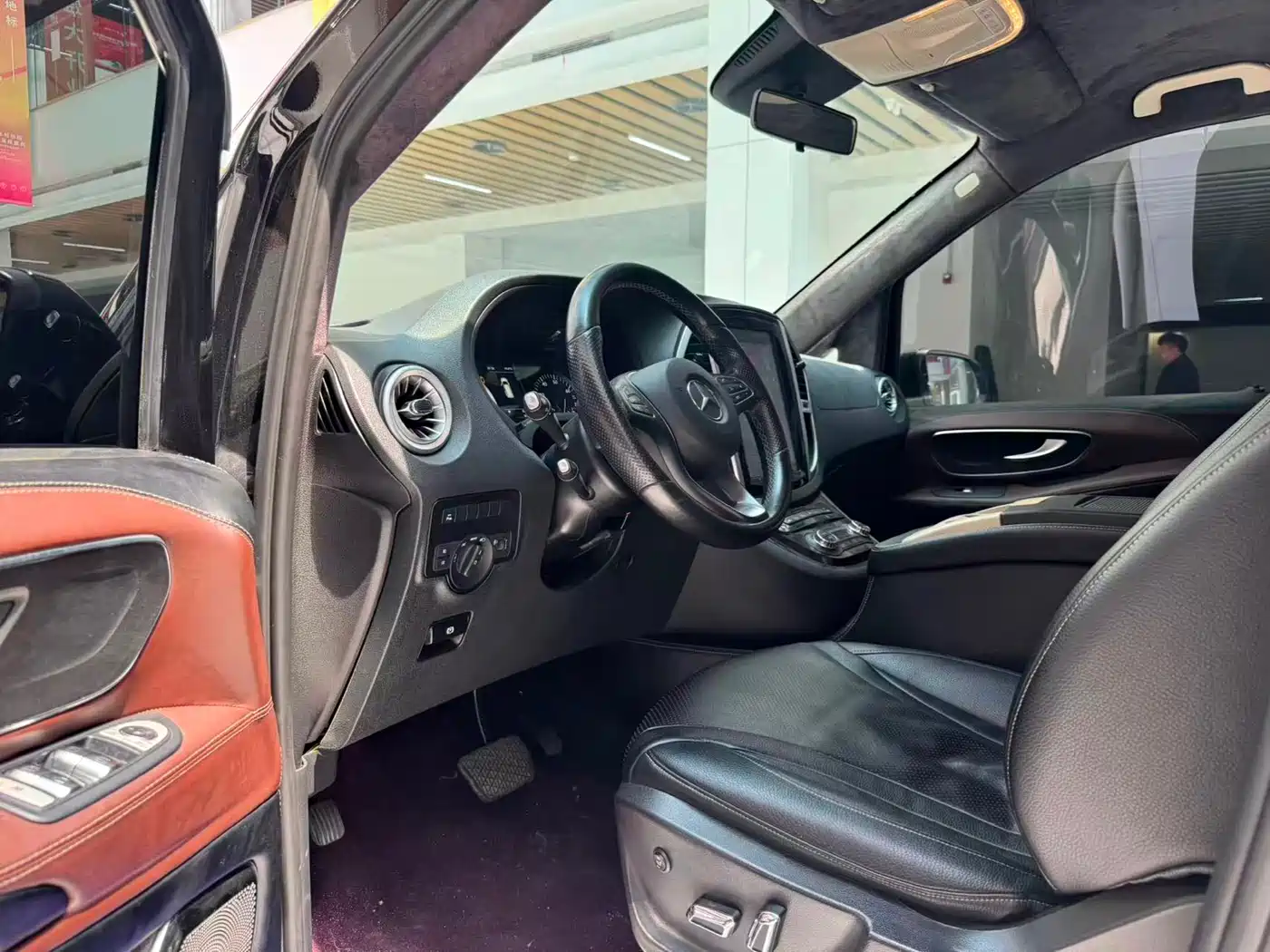 Mercedes-Benz Vito 2020 2.0T Business Edition (7-seater) фото 12
