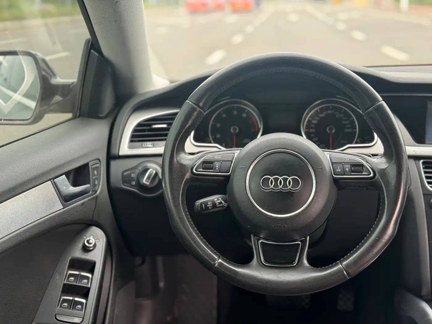 Audi A5 (Import) 2012 2.0TFSI Sportback фото 10