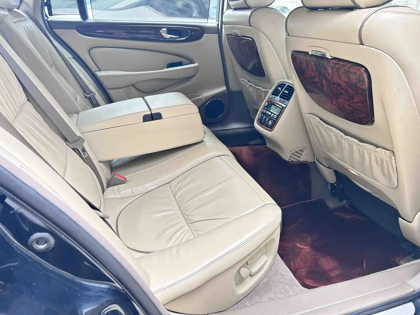 Jaguar XJ 2006 2005 Model XJ6L 3.0