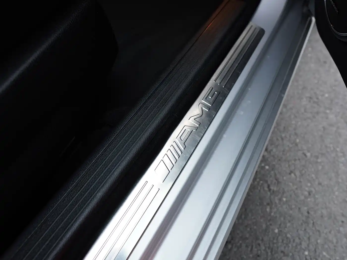 Mercedes-Benz C-Class AMG 2010 AMG C 63 Sport Enhanced Edition фото 26