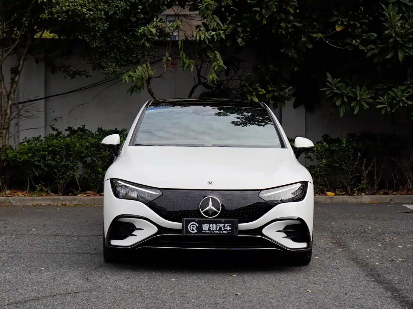 Mercedes-Benz EQE 2025 500 4MATIC Pioneer фото 2