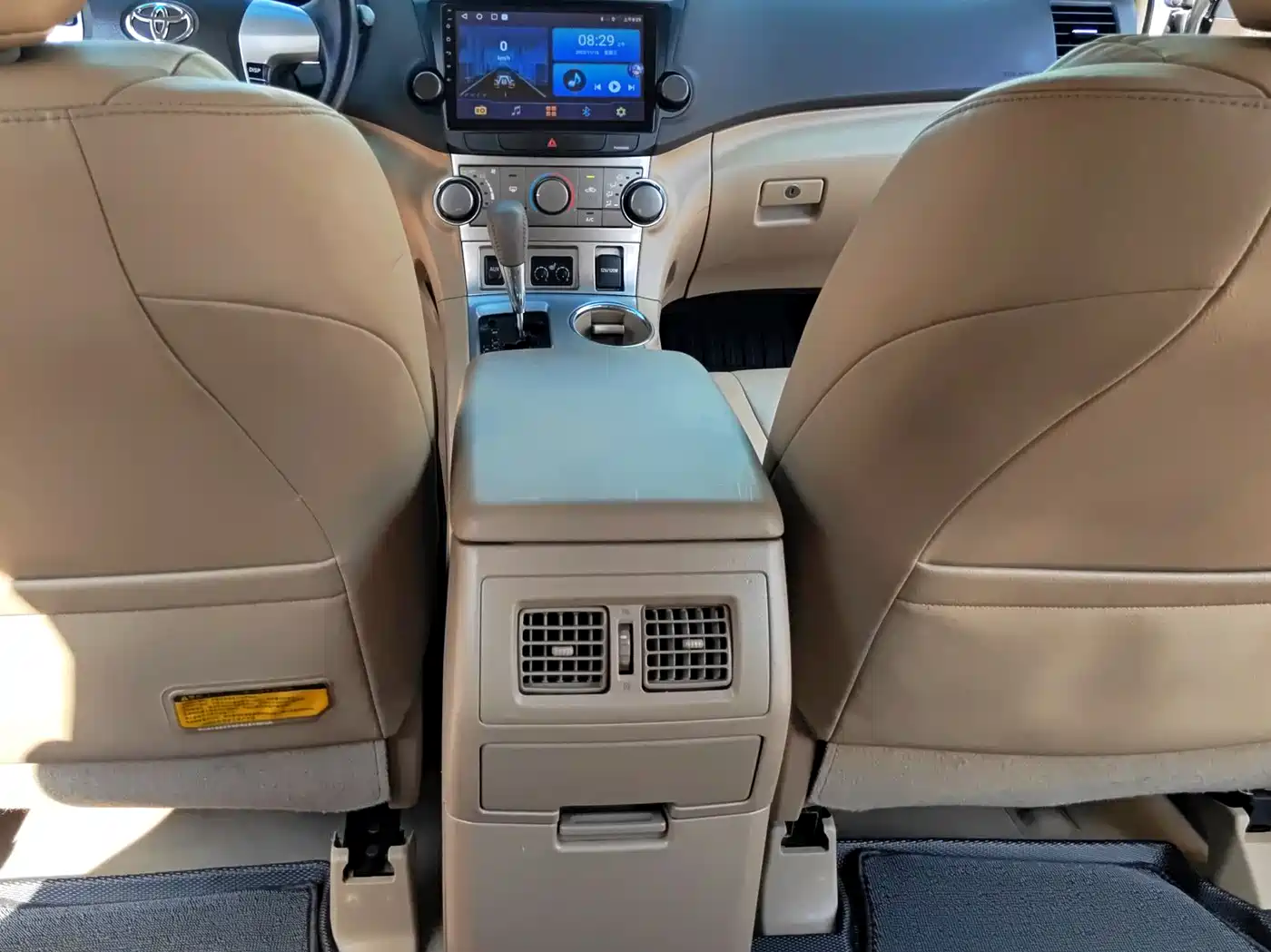 Toyota Highlander 2012 2.7L 2WD 5-seater Sport Edition фото 16