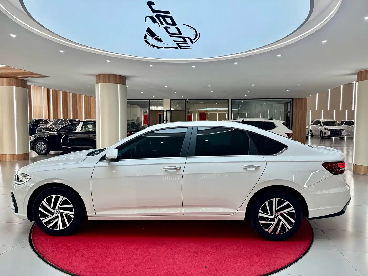 Volkswagen Lavida 2024 Model 1.5L Automatic Starlight 5 Million Edition фото 8